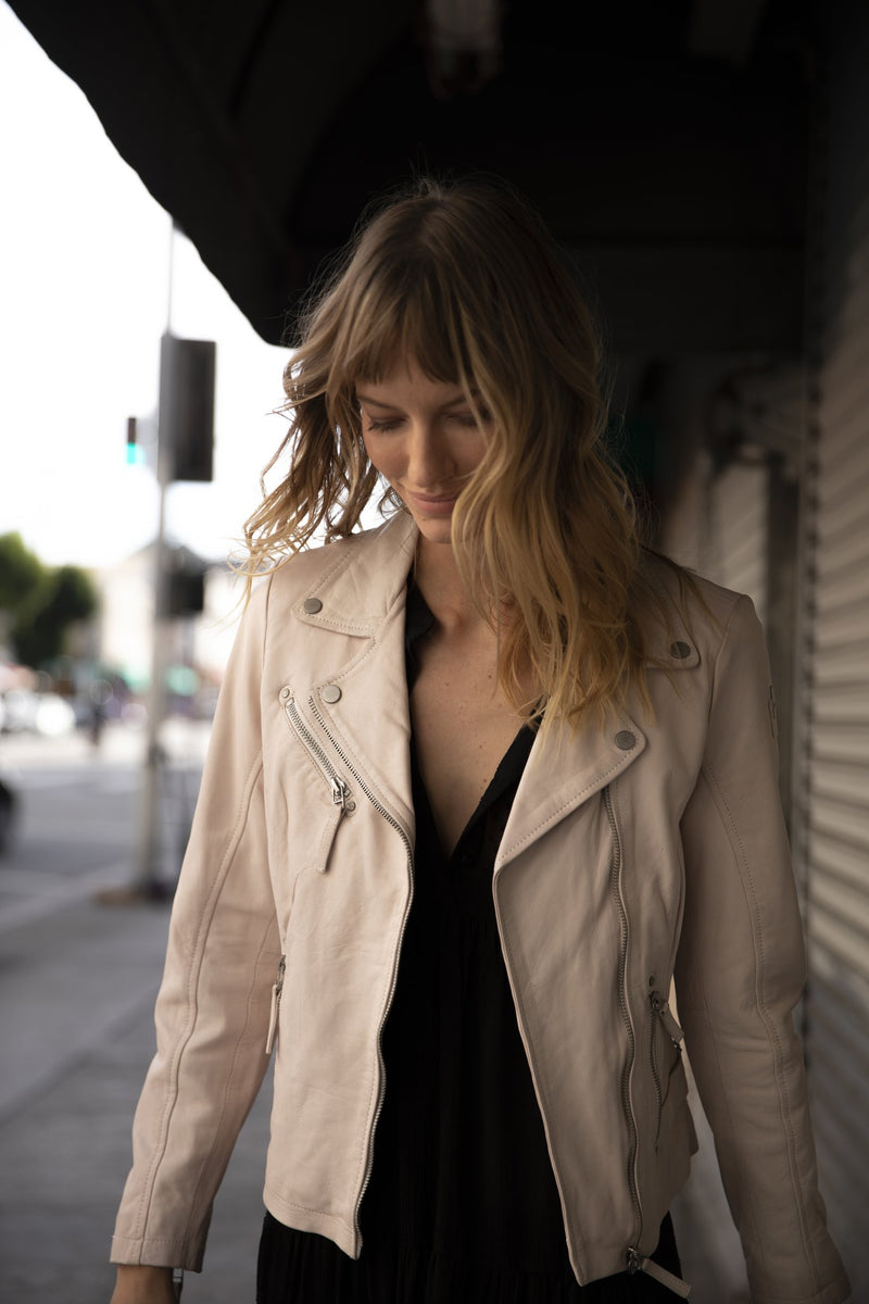 Mauritius Hepburn Nantucket